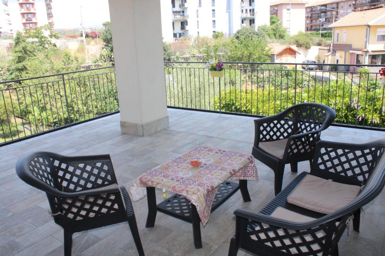 Villa Sicilia Apartment Катанія Екстер'єр фото