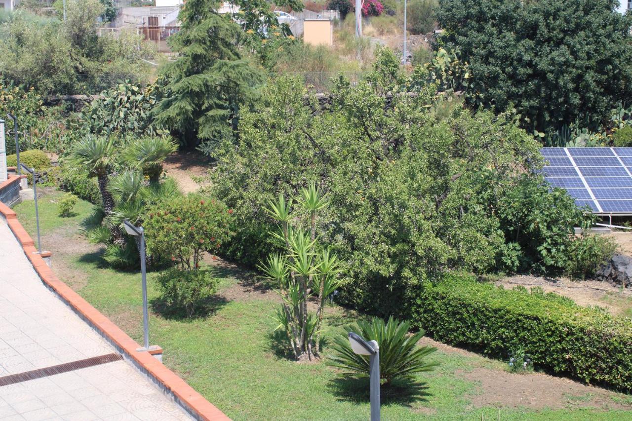 Villa Sicilia Apartment Катанія Екстер'єр фото